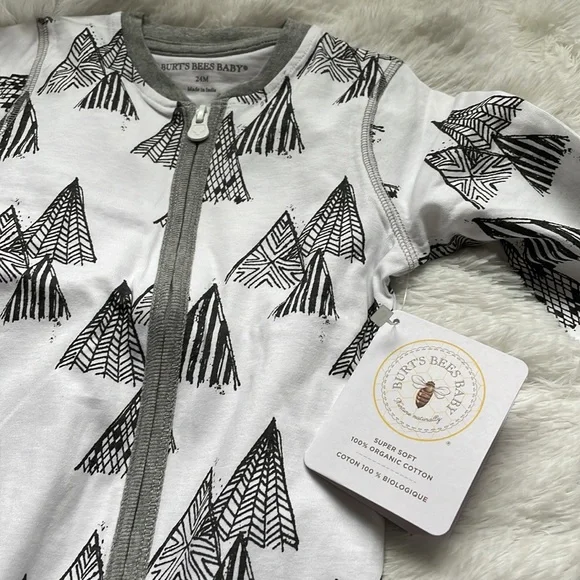Burt’s Bees Baby Zipper Rompers - Picture 2 of 4
